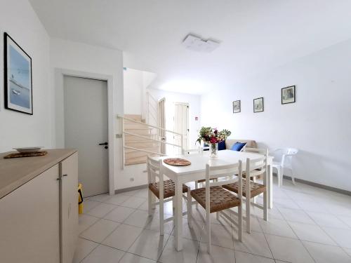 whatsapp_image_2026-02-006